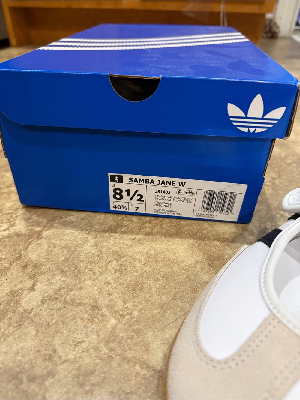 Adidas Samba Jane 8.5 NWT - Picture 4 of 5